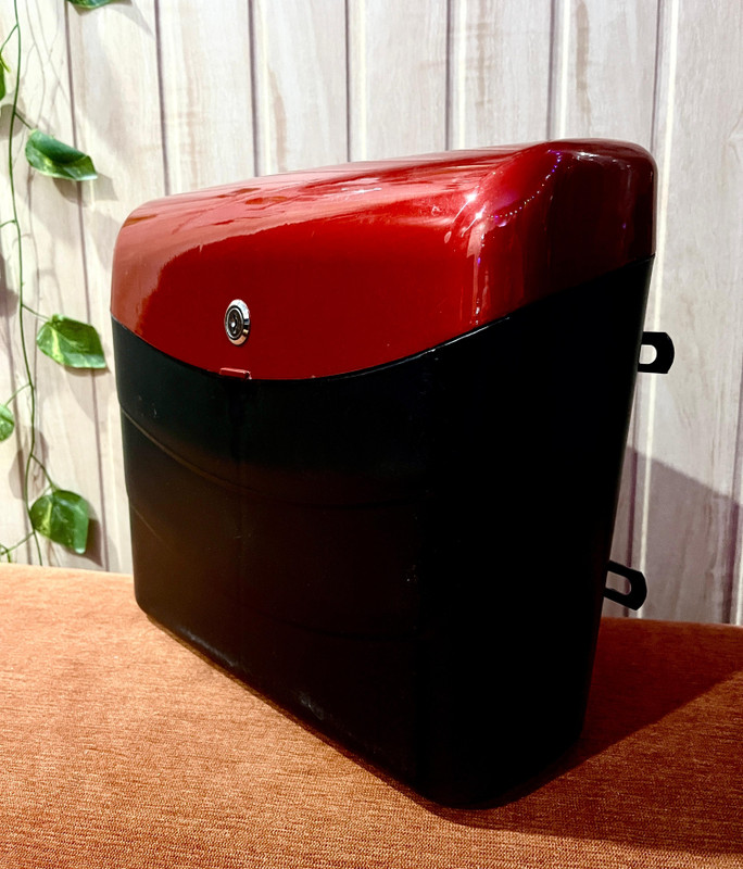Anjana One-side Red, Black Polyethylene Motorbike Saddlebag(14 L)