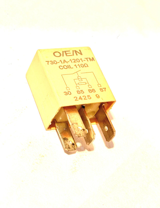 autod universel 12V Reley Wiring Cover(Yellow, Pack of 1)