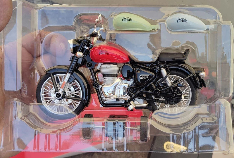 AR KIDS TOYS Royal 350 Motorcycle Toy, Pull Back Action, Freewheels Collectable Made in India(Multicolor, Pack of: 1)