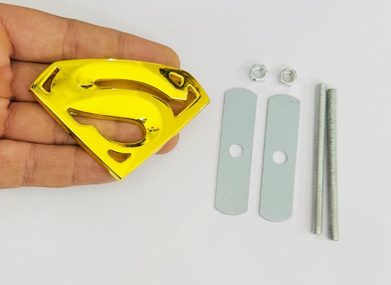 Auto MT SUPERMAN (GOLDEN ) GRILL Logo (5.5cmx8.2cm) Car Emblem Auto Racing UNIVERSAL Car Flywheel