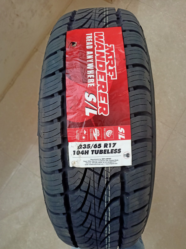 MRF Wsl 235/65 R17 104H-1 Tubeless Car Tyre For Tata-Aria 4 Wheeler Tyre(17, Tube Less)