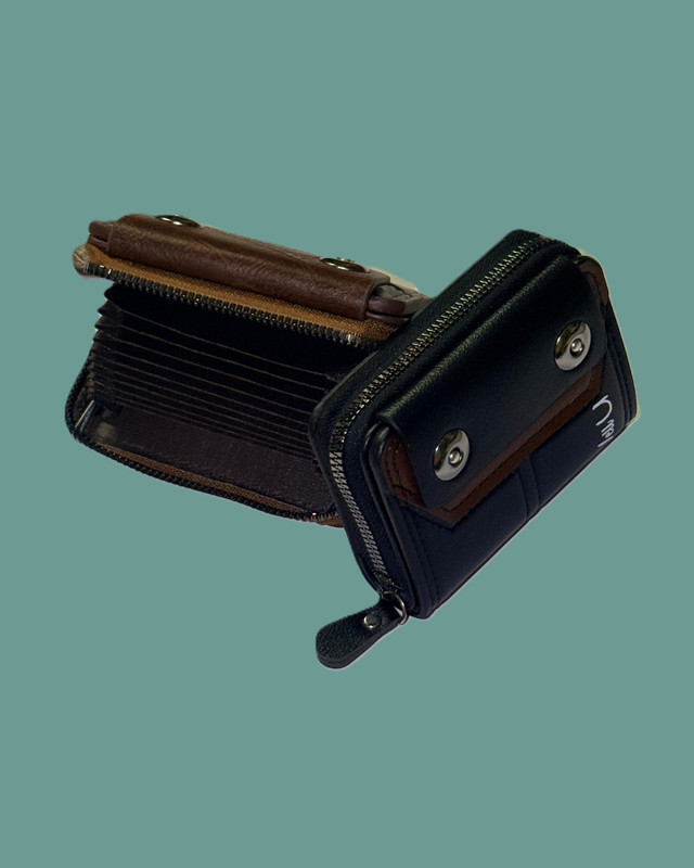Well'u Men & Women Casual, Ethnic, Evening/Party Tan Artificial Leather Card Holder(15 Card Slots)