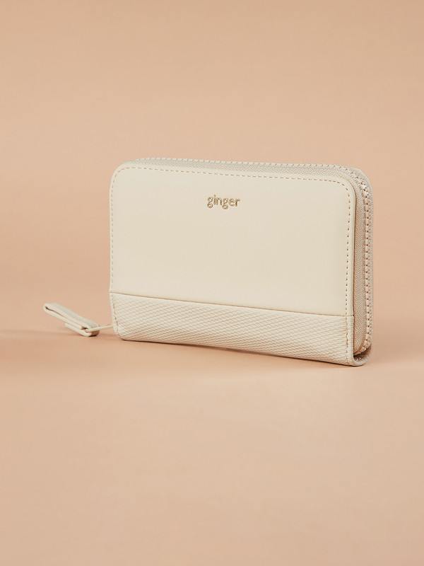 Ginger by Lifestyle Women Casual Green Genuine Leather Wallet(2 Card Slots)