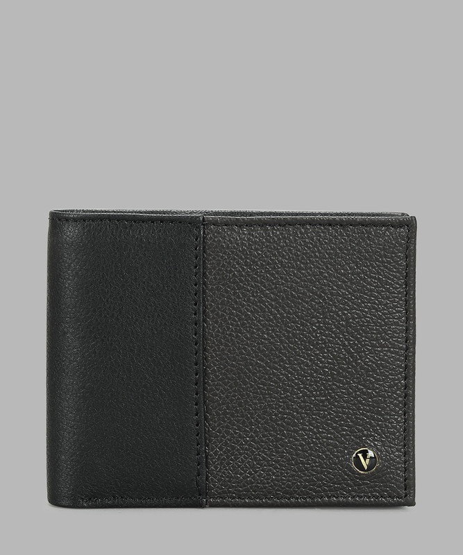 VAN HEUSEN Men Grey Genuine Leather Wallet(6 Card Slots)