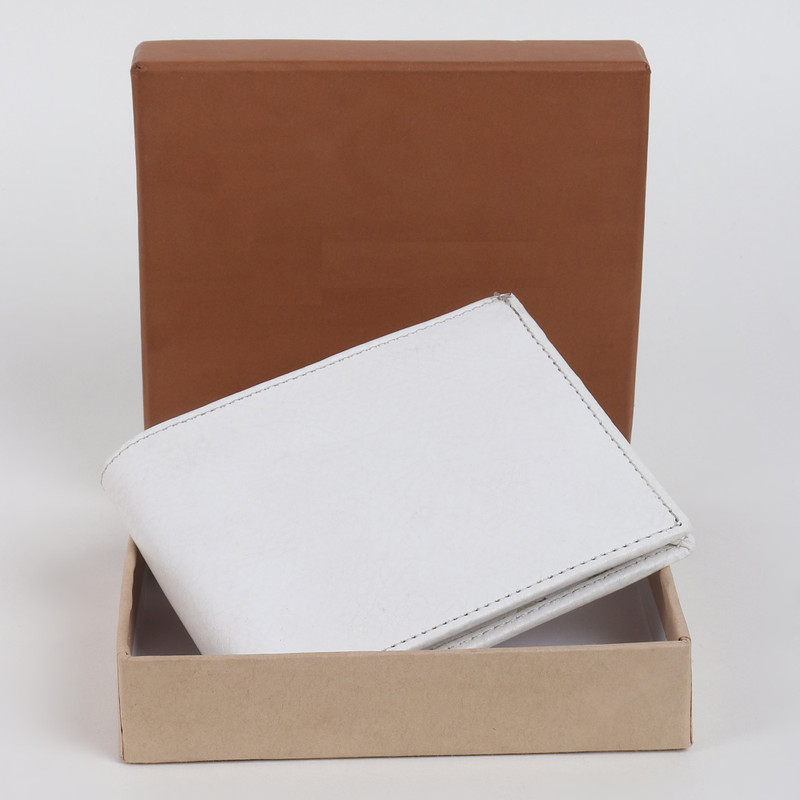 DENNY BLACQ Men White Artificial Leather Wallet(5 Card Slots)