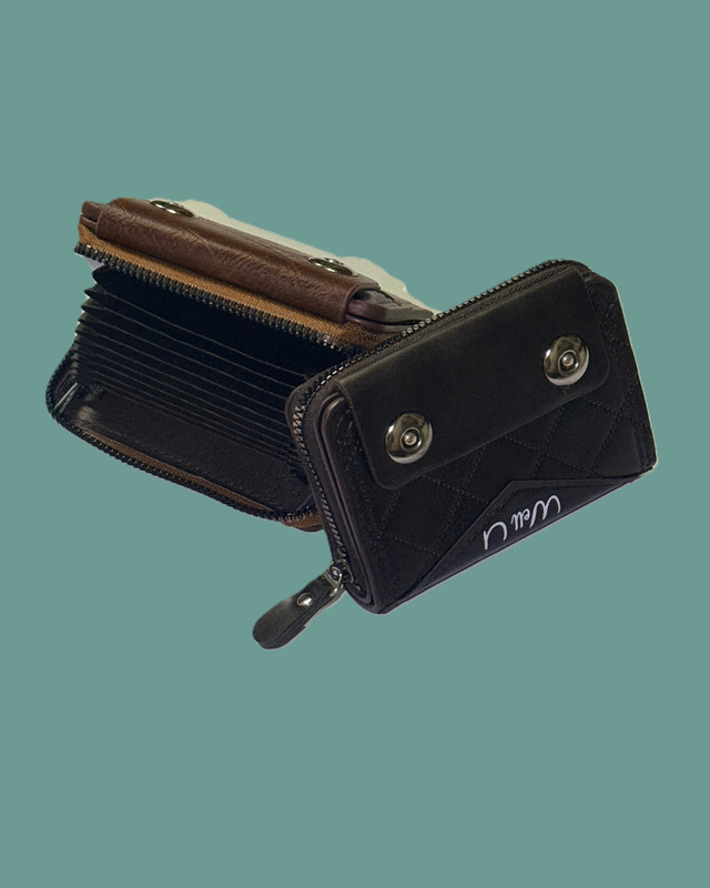 Well'u Men & Women Casual, Ethnic, Evening/Party Tan Artificial Leather Card Holder(15 Card Slots)