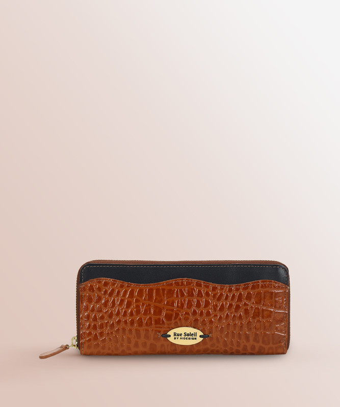 Rue Soleil by Hidesign Women Evening/Party Purple Genuine Leather Wallet(8 Card Slots)