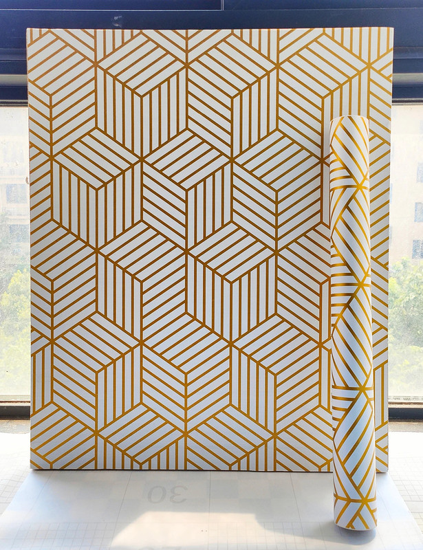 Flipkart SmartBuy 1000 cm x 45 cm Waterproof Abstract Vinyl Wallpaper(Gold)