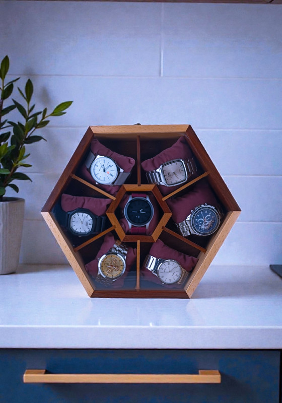 The Milled Modern The Meridian Dual-Tone Vault Watch Box(Brown, White, Holds 7 Watches)