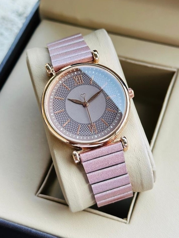 Americanviber DRW0038 Long Battery Life|Metal Bracelet Chain Strap|Double Lock Clasp Safety Analog Watch  - For Women