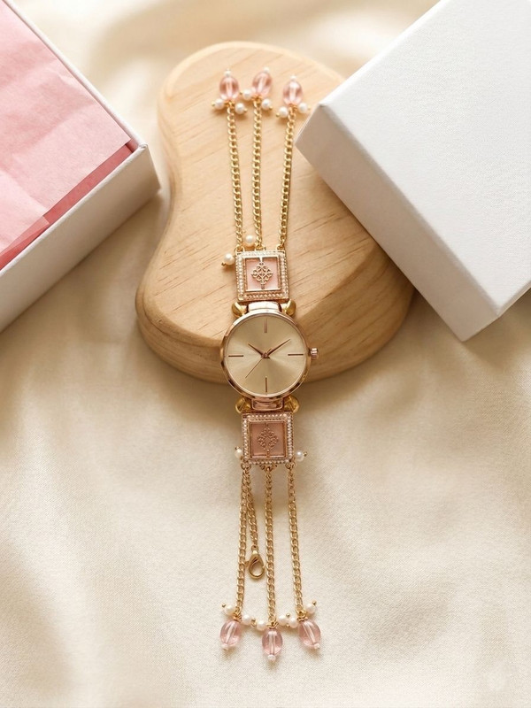 NAYROS Golden Charm Bracelet Watch Golden Elegance Jewelry Watch Series Analog Watch  - For Women