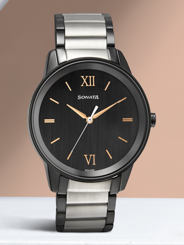 SONATA NP7133KM03 Sonata Beyond Gold Black Dial Silver & Black MetalStrap Analog Watch - For Men