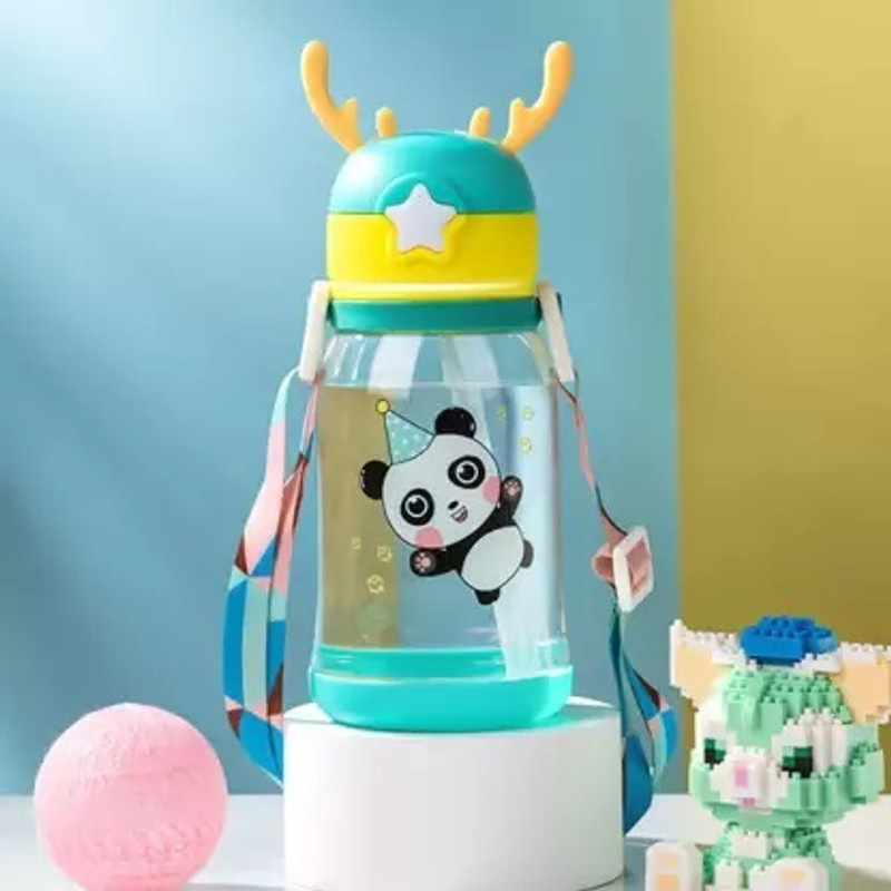 MGKENTERPRISE Deer Horn Multi Design Cute Mix Cartoon Sipper school Bottle for Kids with Strap 600 ml Water Bottle(Set of 1, Multicolor)