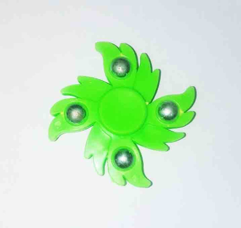 PANISTHA Suspended Wind Spinner(Green)