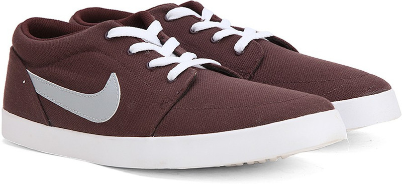 nike voleio sneakers