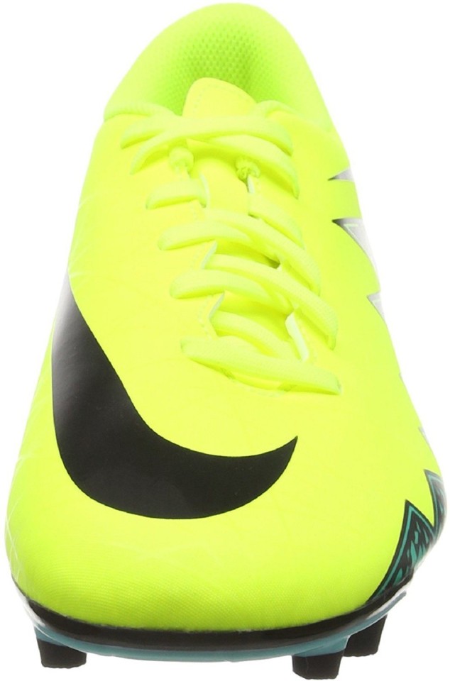 Buy NIKE Football Shoes For Men Online 