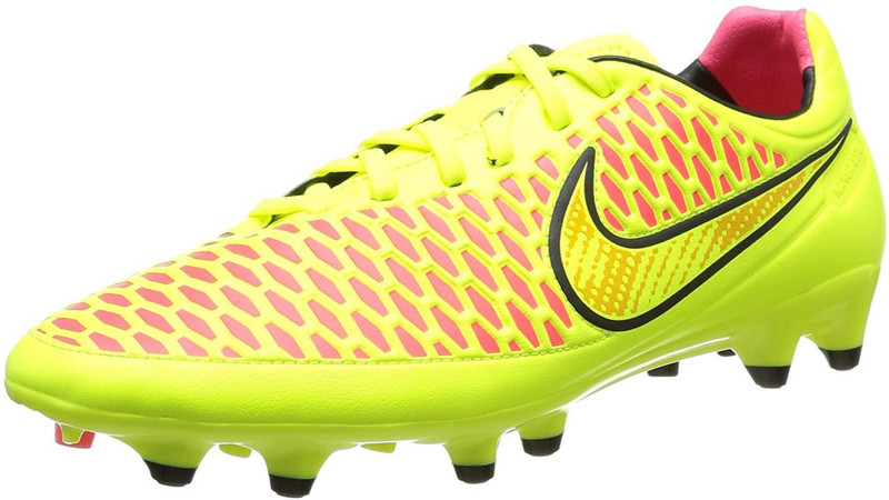 nike football shoes flipkart