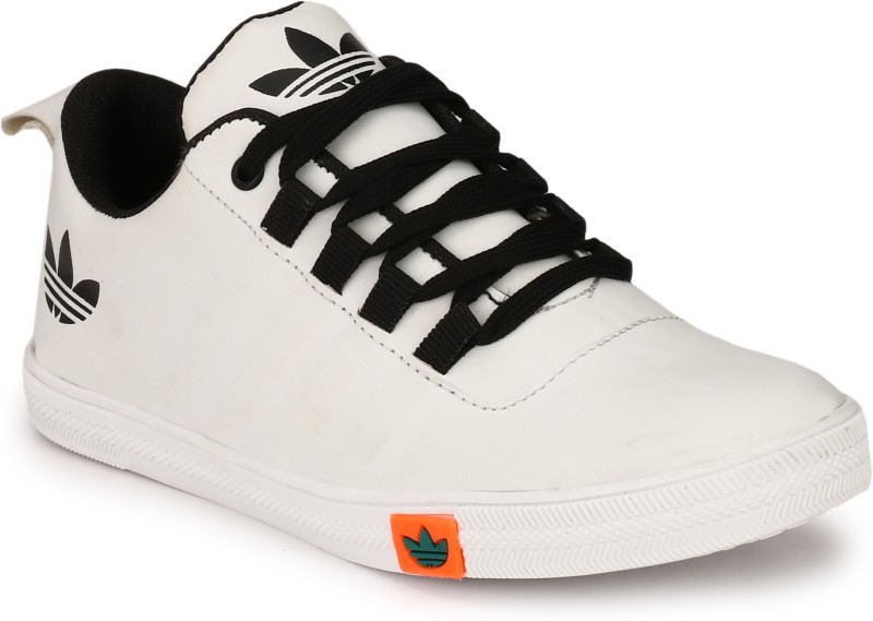 black casual shoes flipkart