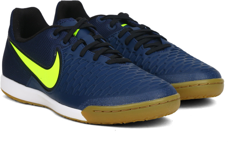 nike magistax pro
