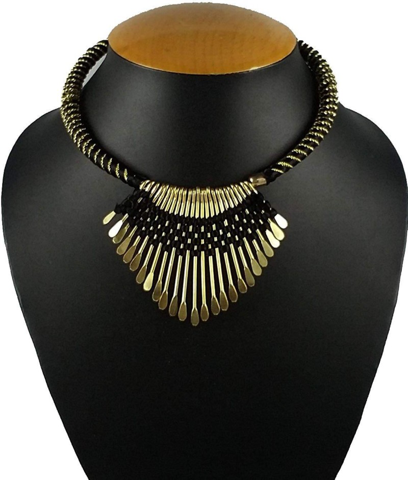 black dori gold necklace price