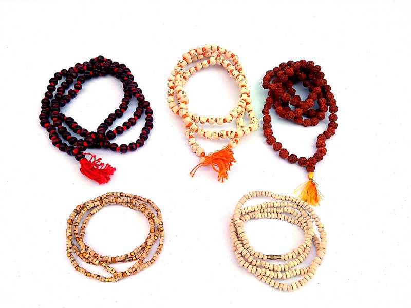 krishnagallery1 5 Combo Rudraksh Mala ,Tulsi Chandan Mala , Hare Ram mala ,  Tusli mala , Kanthi mala Original Beads 108 Beads Men &amp; Women Daily Wear  jaap Mala Beads Platinum Plated