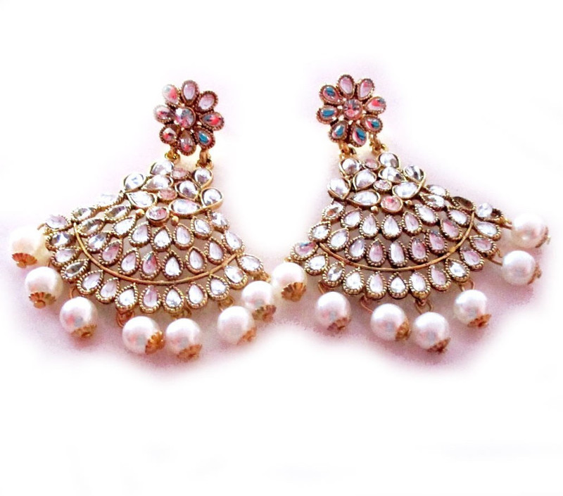 Women Alloy Chandbali Earring 
