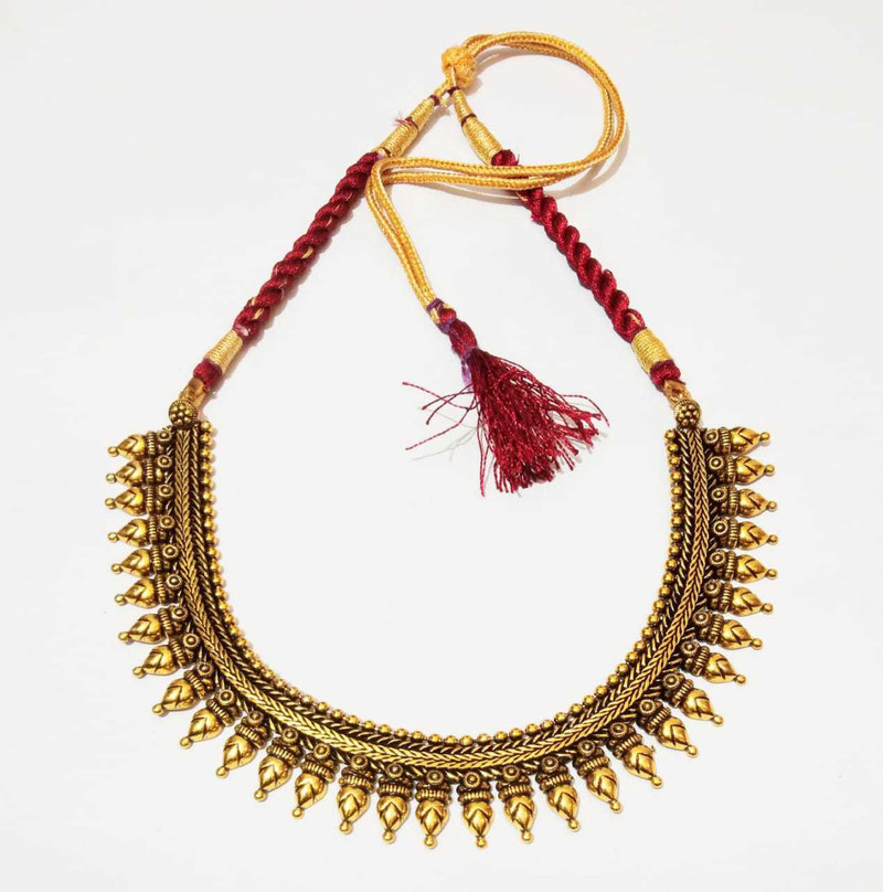 athizay oxidised Necklaces golden 