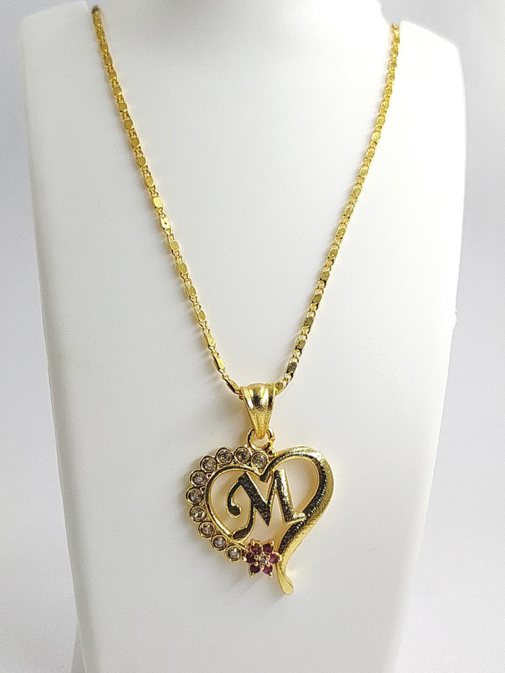 Diamond studded Pendant Locket 
