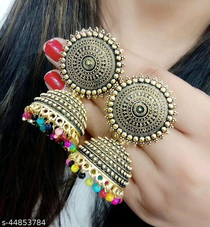 Kundan Jhumka earrings 