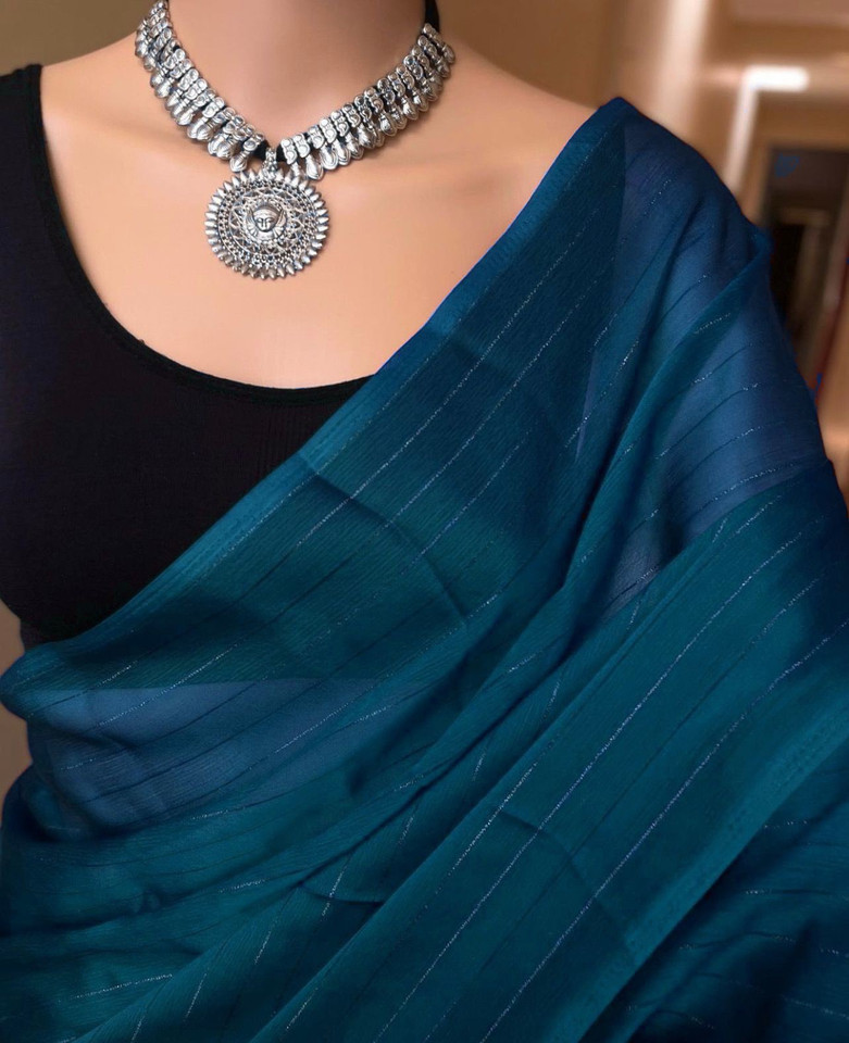 Buy surti funda Self Design Assam Silk 