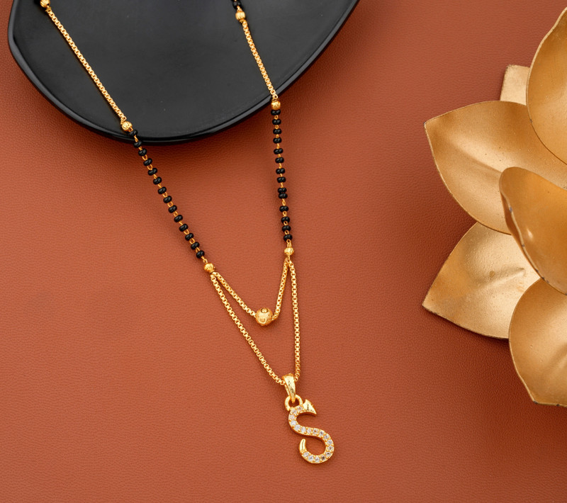 Gold Plated Pendant Locket For Girls 