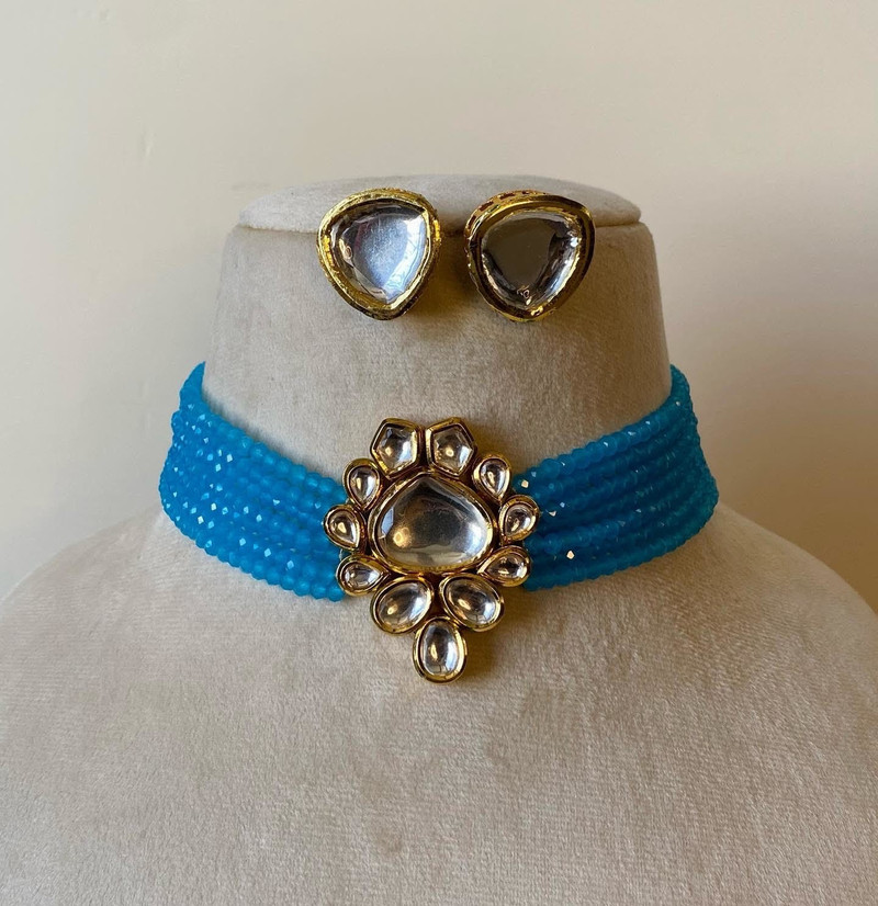 Noorie Bazaar Kundan choker Alloy 