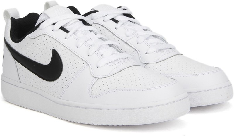 nike white shoes flipkart