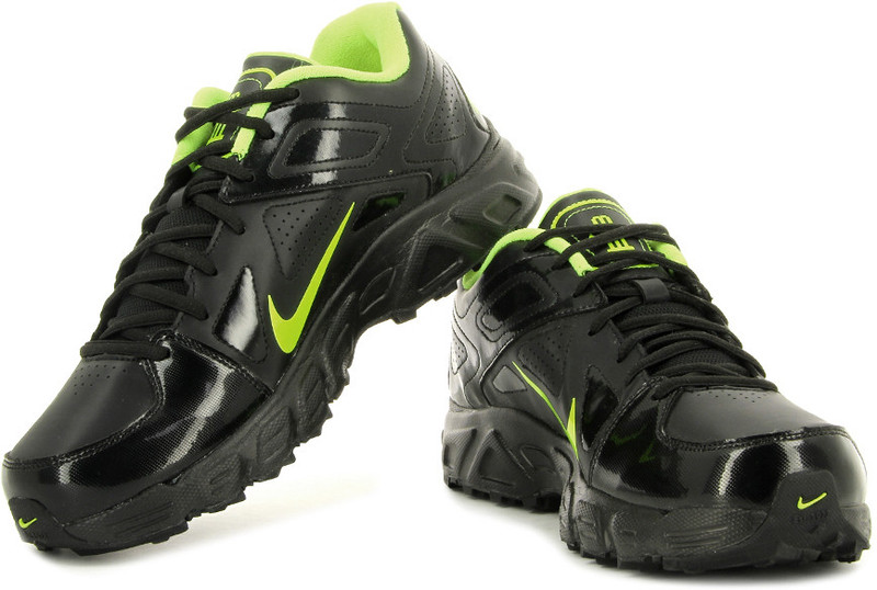 nike cricket shoes flipkart