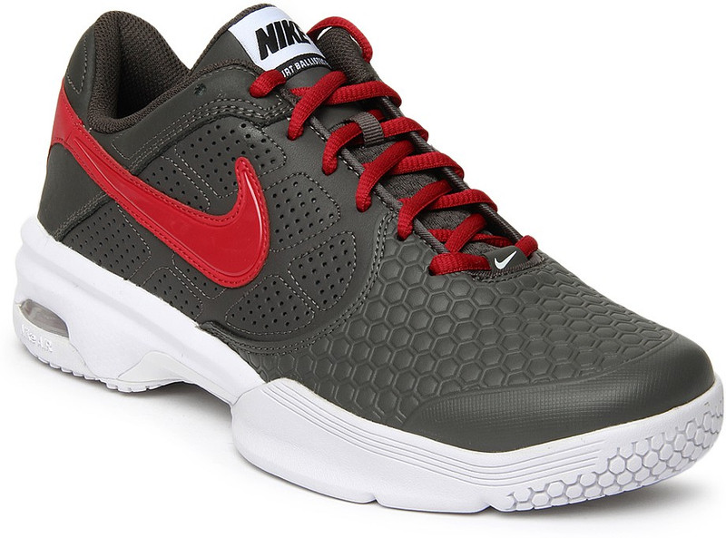 nike ash color shoes