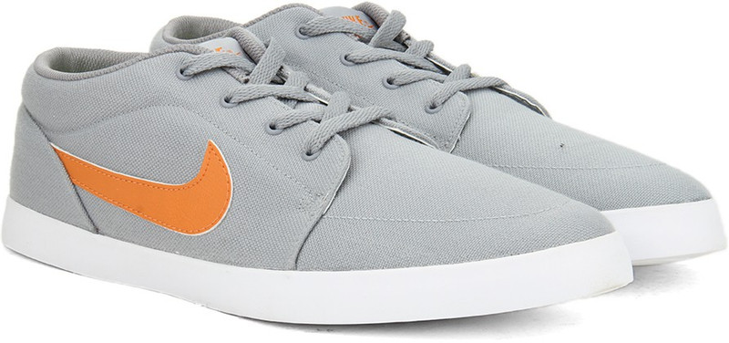 nike voleio sneakers