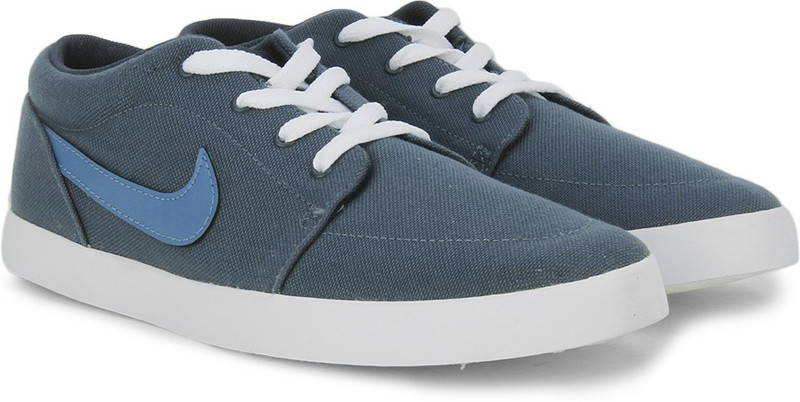 nike voleio sneakers