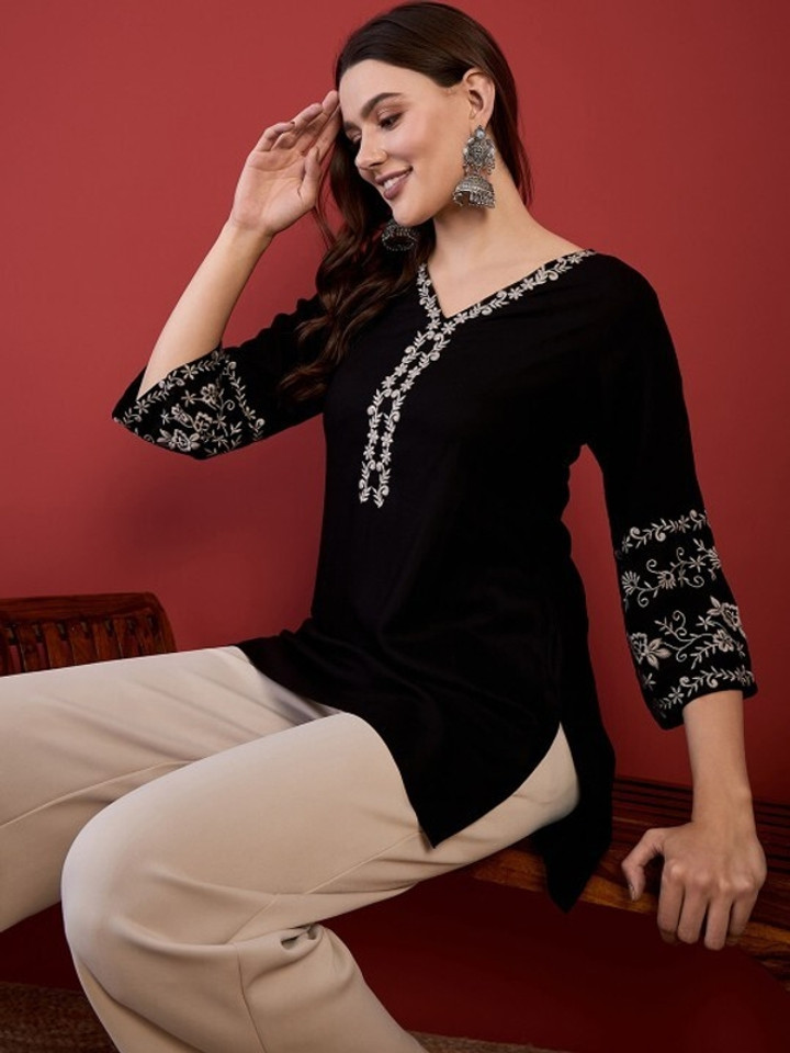 BRFASHION Women Embroidered Straight Kurta - Buy BRFASHION Women Embroidered Straight Kurta Online at Best Prices in India | Flipkart.com
