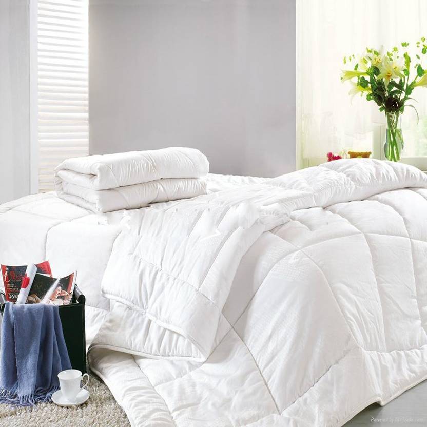 WISHWELL Checkered Single Comforter Buy WISHWELL Checkered Single
