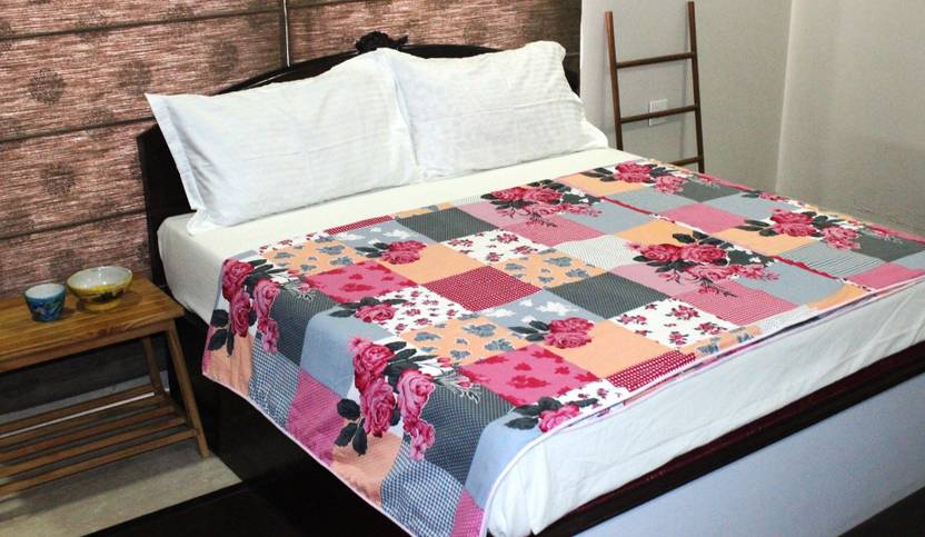 Rangrez Self Design Queen Comforter Buy Rangrez Self Design