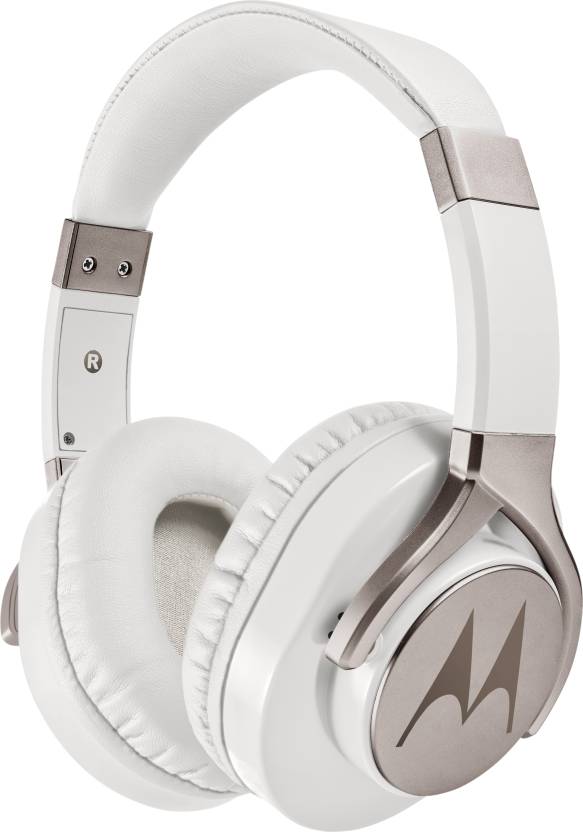 For 1000/-(60% Off) Motorola Pulse Max Wired Headphone at Flipkart