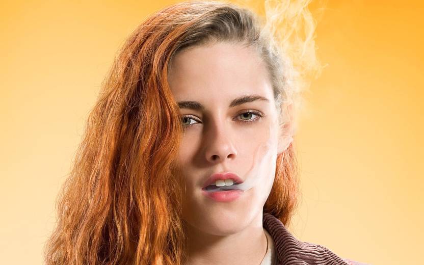 Movie American Ultra Kristen Stewart Smoking Actress