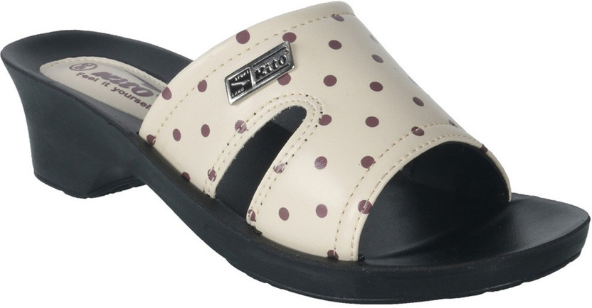 Kito Women Natural Sandals - Buy Kito 