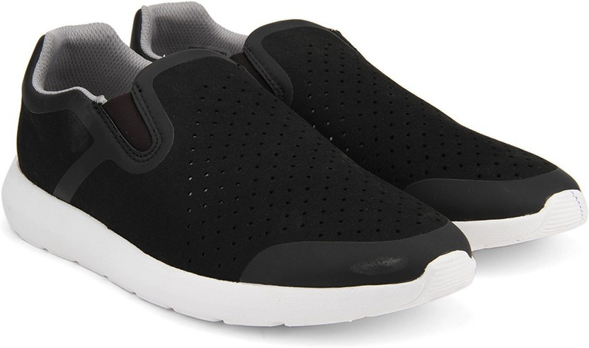 clarks black sneakers