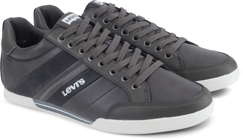 LEVI'S Turlock Sneakers For Men - Buy 