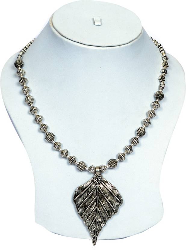Refresh Global Trade Partywear Silver Leaf Necklace Alloy - Silver Leaf Pendant India Refresh Global Trade Partywear Silver Leaf Necklace Alloy - Silver Leaf Pendant India