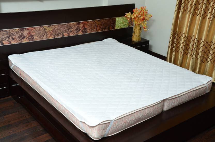 mattress cover with elastic strap