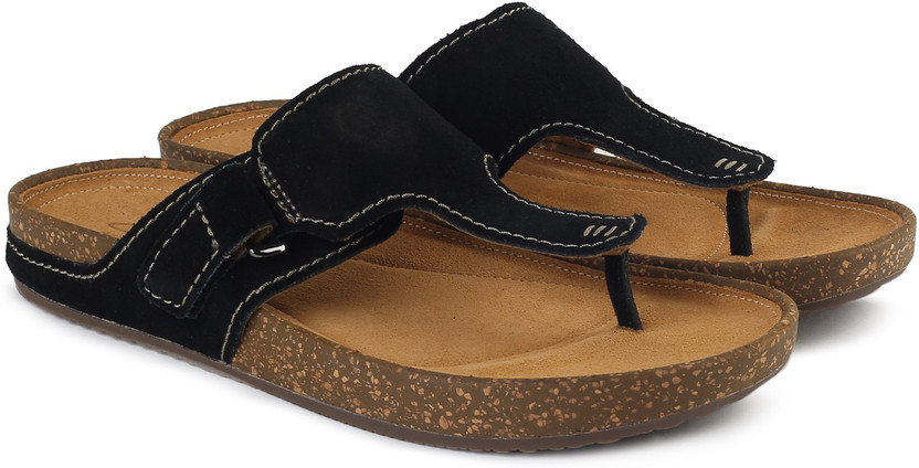 clarks women's spa leather flip flop