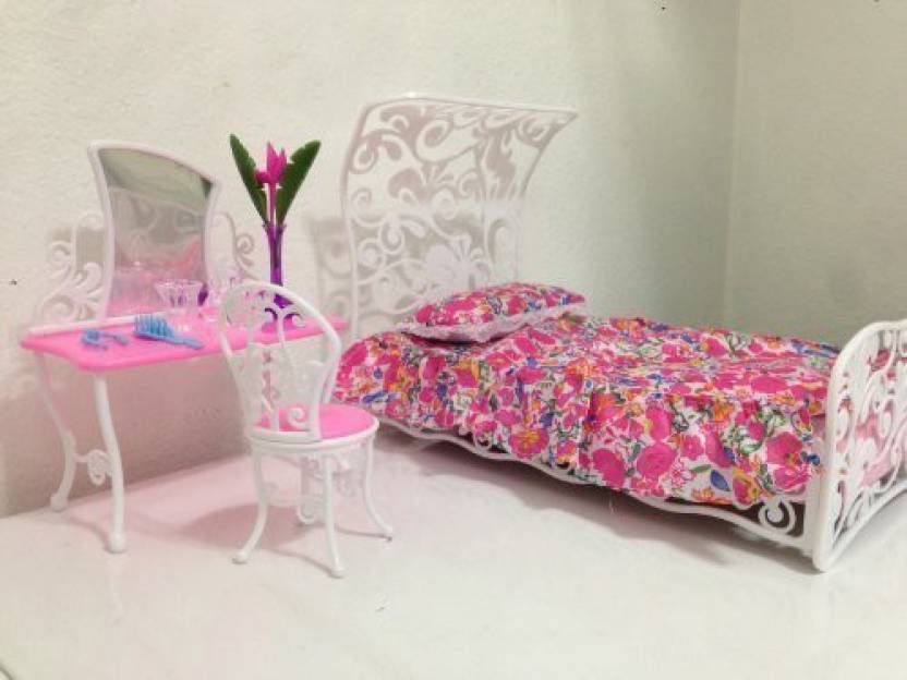 Huaheng Toys Barbie Size Dollhouse Furniture Sweet Dream Bed Room