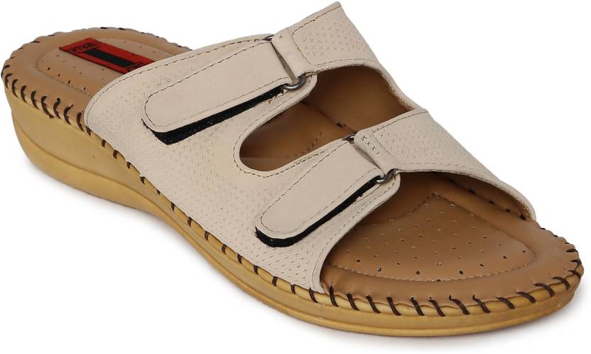 1 Walk 1 Walk Comfortable Dr Sole Women Flats Sandals Fancy Wear